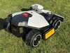 Achter- en zijaanzicht van de Mammotion Luba mini 2 AWD 1000