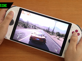 De nieuwe AOKZOE console biedt een groot scherm met een resolutie van 1920 x 1200. (Afbeelding Bron: AOKZOE)