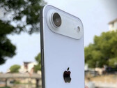 De iPhone 17 Air biedt mogelijk MagSafe opladen en een optioneel accessoire voor het uitbreiden van de batterij. (Afbeeldingsbron: Majin Bu)