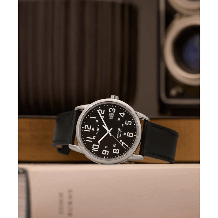 De Timex TW2Y12800JQ heeft een waterbestendigheid van 30 m (3 bar)