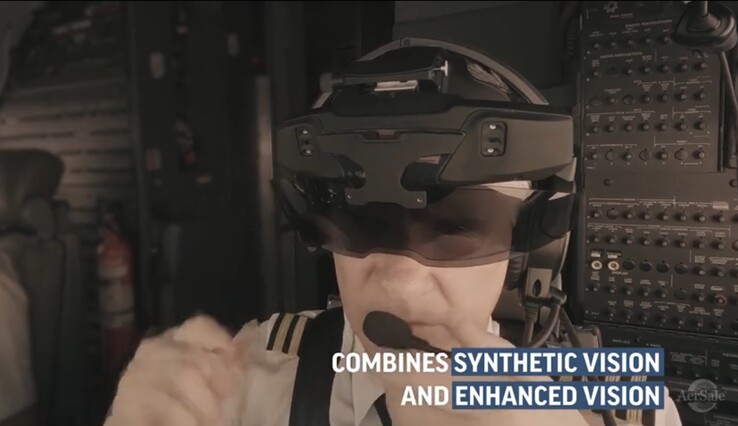 Een SkyLens Head Wearable Display geeft piloten een 180 graden mixed reality beeld. (Bron: AerSale)
