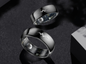 Op het moment van schrijven is de Rollme R11 smart ring (op de foto) slechts in één kleur verkrijgbaar - zwart. (Afbeeldingsbron: Rollme)