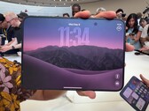 De iPhone Duo, de eerste opvouwbare telefoon van Apple, is na jaren van wachten eindelijk op de markt gekomen.