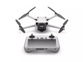 De Mini 3 Pro en zijn RC-afstandsbediening. (Afbeelding bron: DJI via Argos)