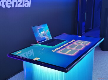 Machine die koopadvies geeft in de Intel Experience Store (bron: Benjamin Herzig)