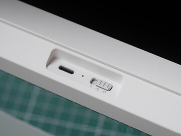 Lemokey P2 HE connectiviteitsschakelaar en USB-C poort