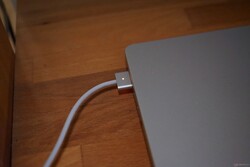 MagSafe-aansluiting met status-LED