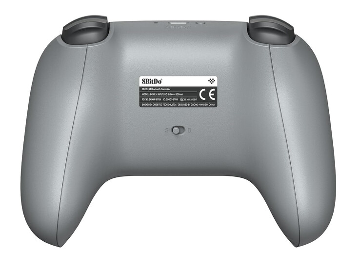 De 8BitDo 64 Classic Grey heeft ook een oplaadbare batterij van 500 mAh. (Afbeeldingsbron: 8BitDo)