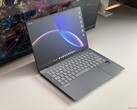 Asus Googlebook 14-laptopreview - Een ExpertBook Ultra met een Glowbar