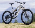 De Canyon Spectral:ON CF 9 is vrij licht en levert een sterke trekkracht