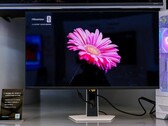 De nieuwe Hisense UX monitor met echte RGB mini-LED achtergrondverlichting