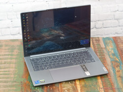 De Lenovo Yoga Slim 7i Pro - geleverd door Lenovo