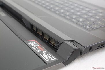 Een van de weinige gaming laptops waarbij het deksel de volle 180 graden kan openen