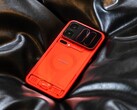 De wereldwijde Xiaomi 18 Pro (Max) zal in Europa niet verkrijgbaar zijn in een transparant rode uitvoering, maar je kunt wel een andere soort rood verwachten.