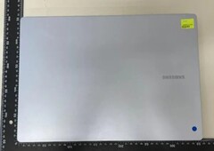 De Samsung Galaxy Book4 Edge zal in twee smaken op de markt komen (afbeelding via Naver)