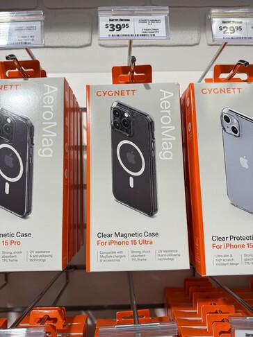 iPhone 15 Pro hoesjes van grote fabrikanten zoals Cygnett zijn ook ontworpen voor de verwijderde mute-schakelaar. (Bron: Notebookcheck)