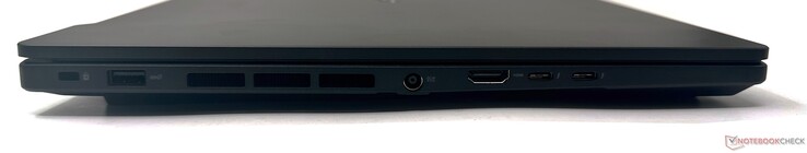 Links: Kensington-slot, USB 3.2 Gen2 Type-A, DC-in, HDMI 2.1-out, 2x Thunderbolt 4