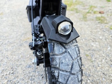 Ausom L2 Max Light (bron:notebookcheck)