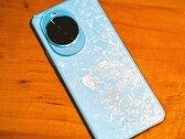 De recensie van Notebookcheck over de Huawei Nova 14 Pro