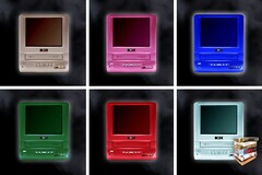 De RetroBox combineert een klein LCD-scherm met een VHS-speler (Afbeelding bron: RetroBox)