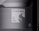 Acht van de tien telefoons in de lijst worden aangedreven door de Snapdragon 8 Elite. Afgebeeld: een promofoto van de RedMagic 10S Pro. (Afbeeldingsbron: RedMagic)