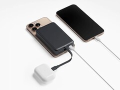 De Xiaomi 33W Magnetic Power Bank 10000 Integrated Cable is nu verkrijgbaar in het Verenigd Koninkrijk. (Afbeeldingsbron: Xiaomi)
