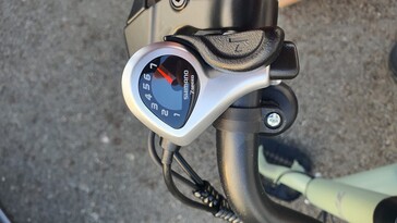 Shimano 7 versnellingen - Touroll B2 e-bike test