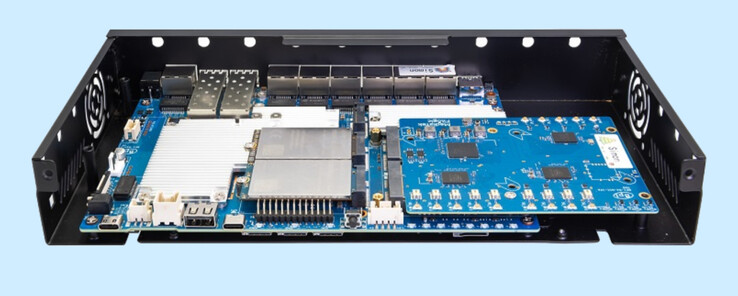 De BPI-R4 Pro kan ook worden uitgerust met een aluminium behuizing.