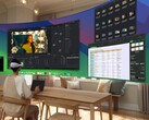 Een gebruiker bedient een virtuele desktop met de Apple Vision Pro headset (Afbeeldingsbron: Apple)