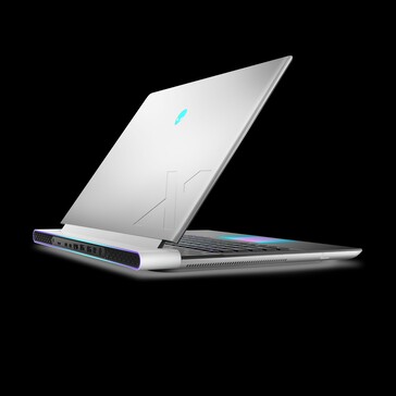 Alienware x16 R2 poorten (afbeelding via Dell)