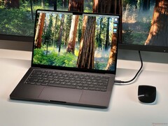 De controversiële inkeping op de MacBook Pro zou binnenkort tot het verleden kunnen behoren (Afb. bron: Notebookcheck)