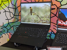 De Lenovo ThinkPad L16 Gen 2 (Afbeelding bron: Notebookcheck)