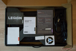 De inhoud van de doos van de Lenovo Legion Pro 5