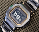 De Casio G-Shock GMW-BZ5000GD-1 (afbeelding) lijkt iets meer gebeeldhouwde lugs en gepolijste randen te hebben dan wat eerdere afbeeldingen lieten zien. (Afbeeldingsbron: L&amp;W op WatchUSeek)