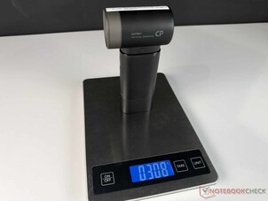 De draagbare ventilator weegt iets meer dan 300 g.