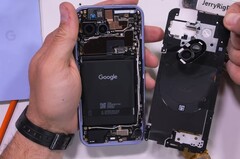 Google Pixel 9a batterij vervangen demontage