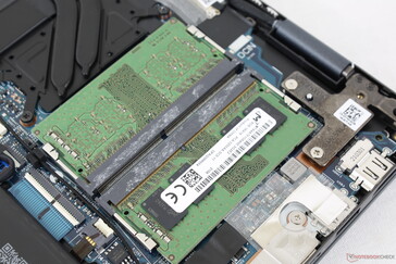 Toegankelijke 2x SODIMM sloten