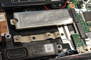 Een tweede SSD kan gemakkelijk worden geïnstalleerd.