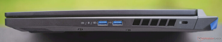 Rechts: Indicatielampjes, 2x USB-A 3.2, Kensington-slot
