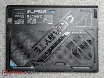 A16 Pro: Ook geen verschillen aan de onderkant