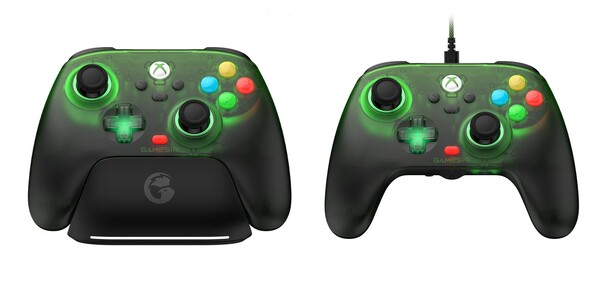 De T7 Pro Retro Green van GameSir kan draadloos verbinding maken met Xbox-consoles, terwijl de T7 Pro W Retro Green een bedrade controller is.