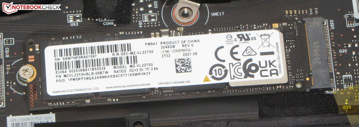 MSI rust de E16 uit met een PCIe 4 SSD.