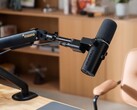 De Maono PD500W kan worden gebruikt als bedrade of draadloze microfoon voor livestreaming vanaf een laptop of telefoon.