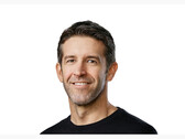 Een foto van John Ternus, Apple's senior vice president of hardware engineering. (Afbeelding Bron: Apple)