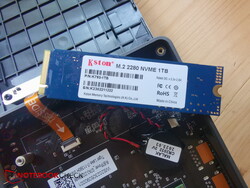 M.2 SSD verwijderd van "Kston"