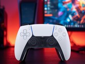DualSense PS5-controller te zien voor een pc-monitor