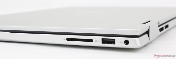 Rechts: SD-kaartlezer, USB-A 4.2 Gen. 1, 3,5 mm headset