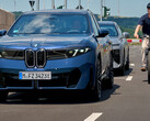 BMW Neue Klasse: Actieve bescherming voor fietsers. Het elektronische deurslot voorkomt dat inzittenden de deur openen wanneer er een fietser nadert.