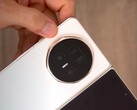 Sommige YouTubers zijn de Honor Magic V5 al aan het testen. Vergelijkingen met de Magic V3 en Oppo Find N5 zijn ook opgenomen. (Afbeeldingsbron: Tech Tablets)