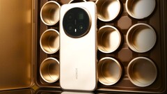 Er zijn al veel cameramonsters en hands-on foto's van de Honor Magic 8 en Honor Magic 8 Pro online. (Afbeeldingsbron: Weibo)